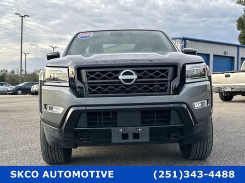 Used 2023 Nissan Frontier SV w/ Midnight Edition Package image 8