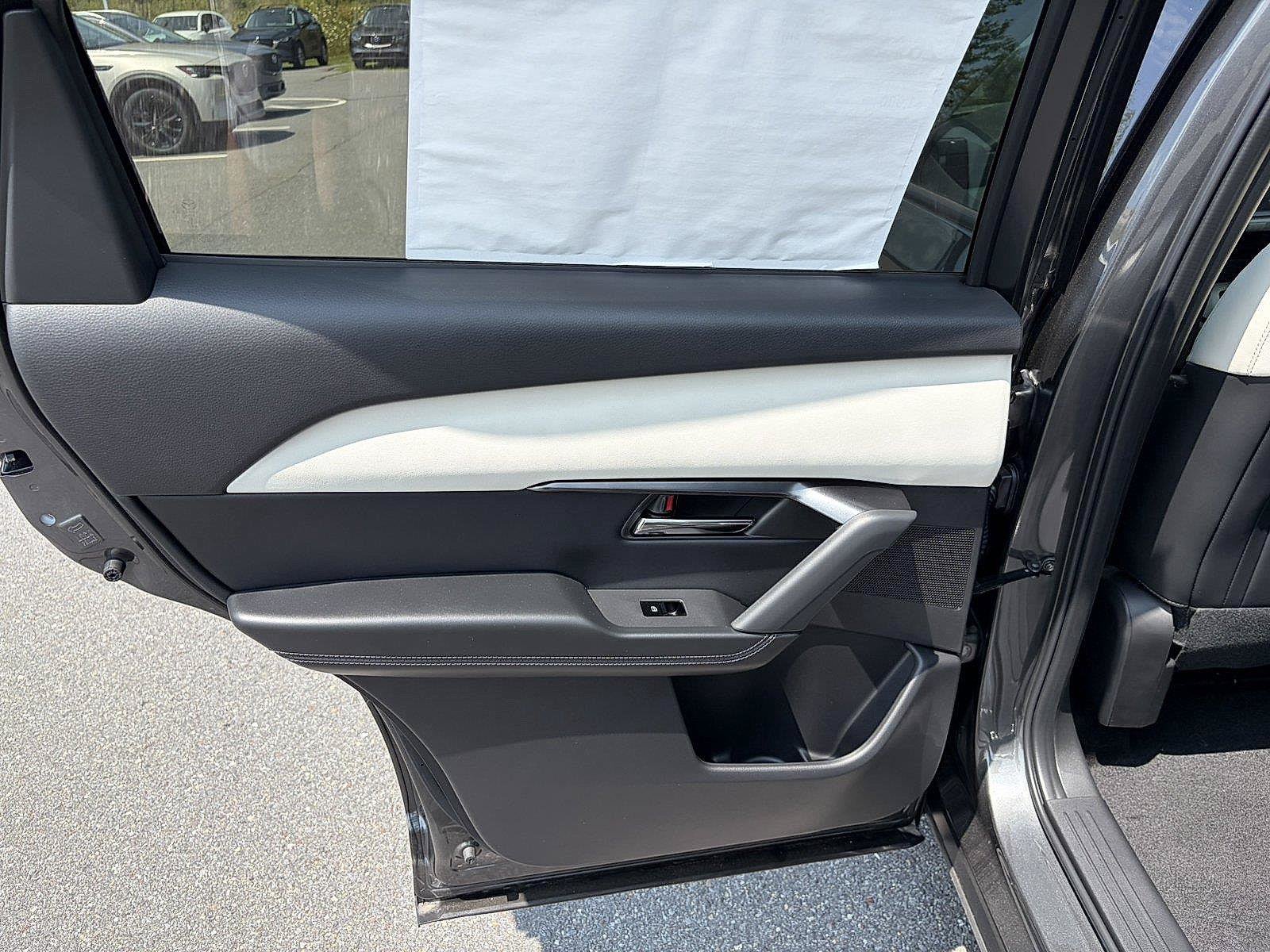New 2026 MAZDA CX-5 Preferred AWD/4WD image 15
