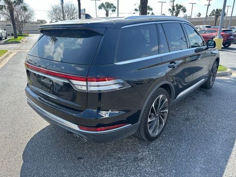 Used 2023 Lincoln Aviator Reserve w/ Equipment Group 201A image 6