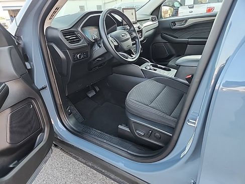 Used 2024 Ford Escape Active FWD image 28