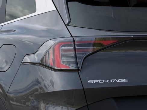 New 2027 Kia Sportage LX FWD image 11