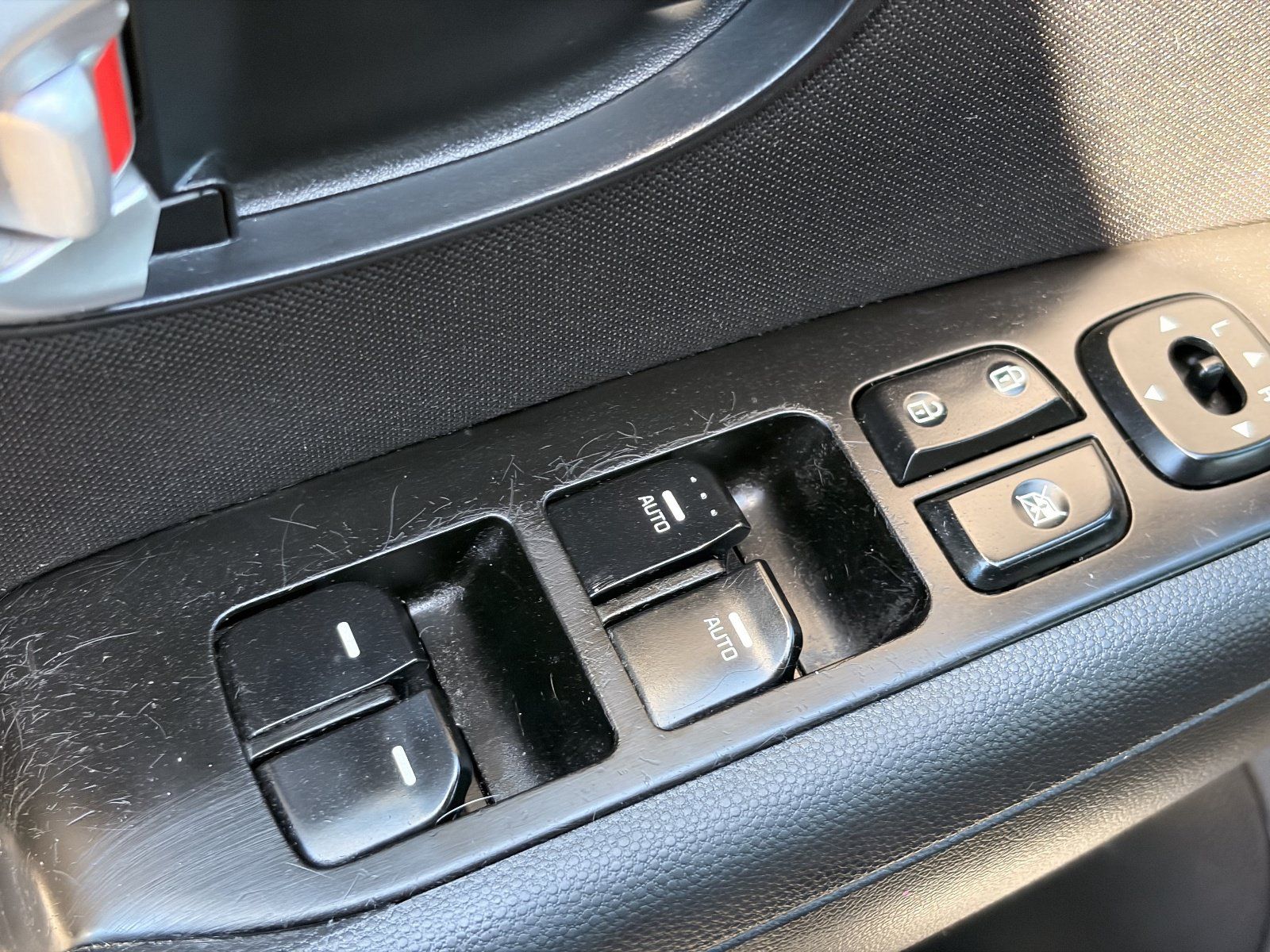 Used 2015 Kia Soul + FWD image 20