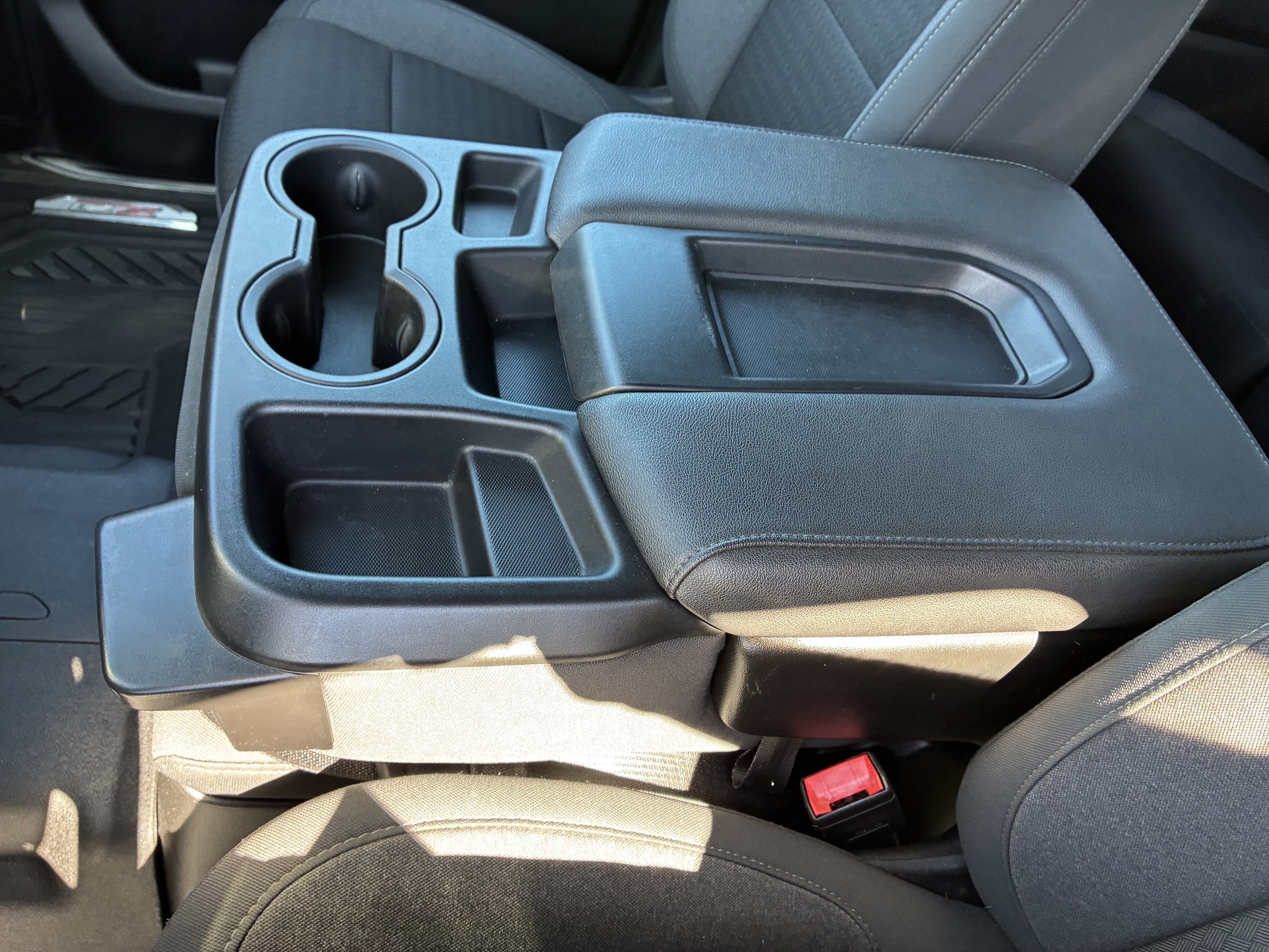 Used 2021 Chevrolet Silverado 1500 RST w/ LPO, Blackout Package AWD/4WD image 34