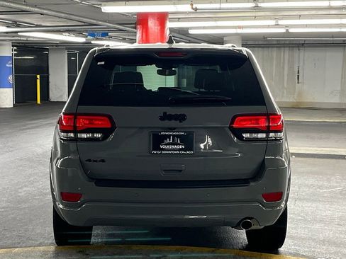 Used 2020 Jeep Grand Cherokee Altitude image 31