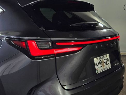 Used 2024 Lexus NX 250 FWD w/ Premium Package image 10