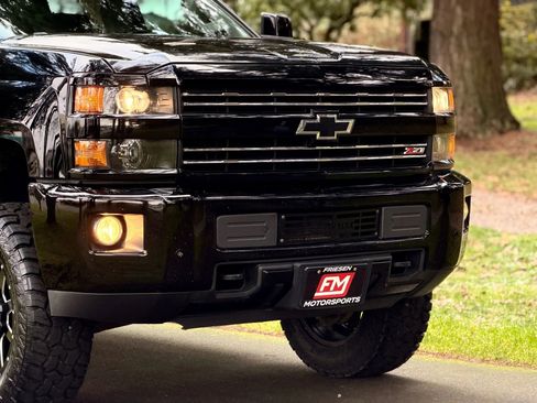 Used 2015 Chevrolet Silverado 2500 LTZ w/ Duramax Plus Package image 10
