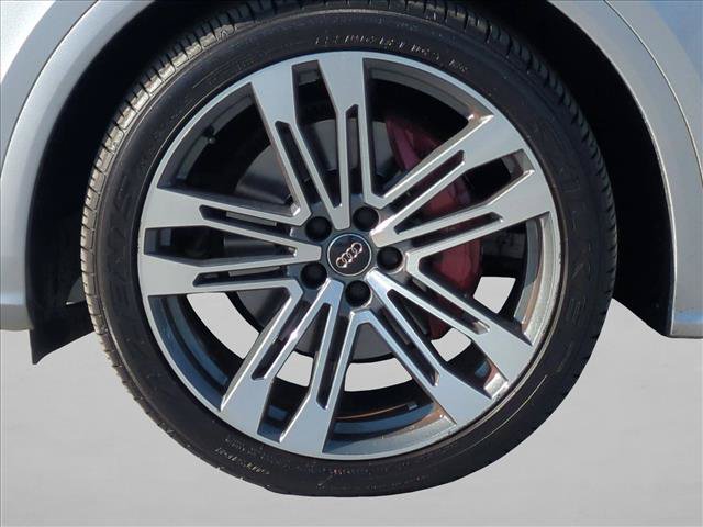 Used 2018 Audi SQ5 Prestige w/ Prestige Package AWD/4WD image 26