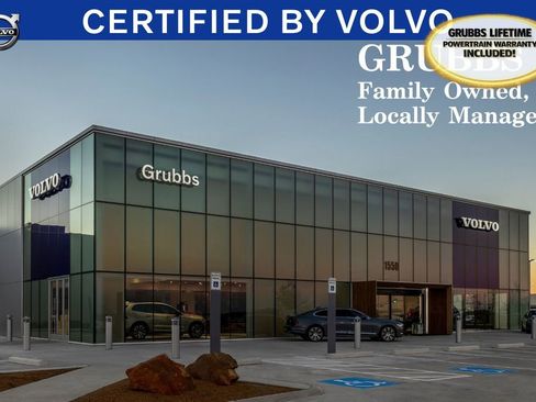 Certified 2023 Volvo XC60 B5 Plus w/ Climate Package image 10