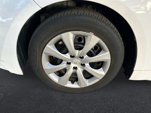 Used 2023 Toyota Corolla LE FWD image 10