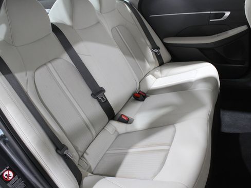 Certified 2022 Hyundai Sonata SE image 16