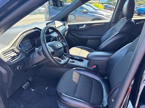 Used 2024 Ford Escape ST-Line AWD/4WD image 19