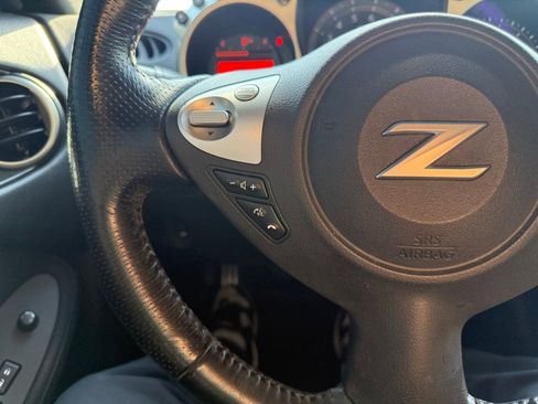 Used 2020 Nissan 370Z Coupe image 16