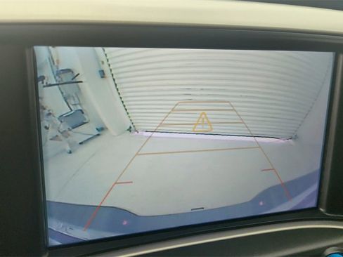 Used 2018 GMC Sierra 1500 SLT image 21