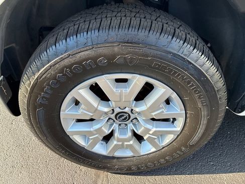 Certified 2022 Nissan Frontier SV AWD/4WD image 12
