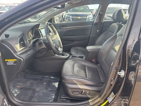 Used 2018 Hyundai Elantra Limited image 13