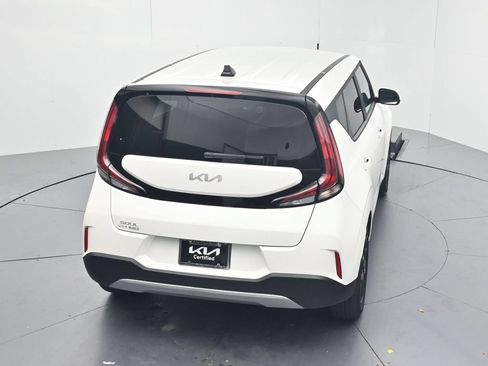 Certified 2025 Kia Soul LX w/ LX Technology Package FWD image 44