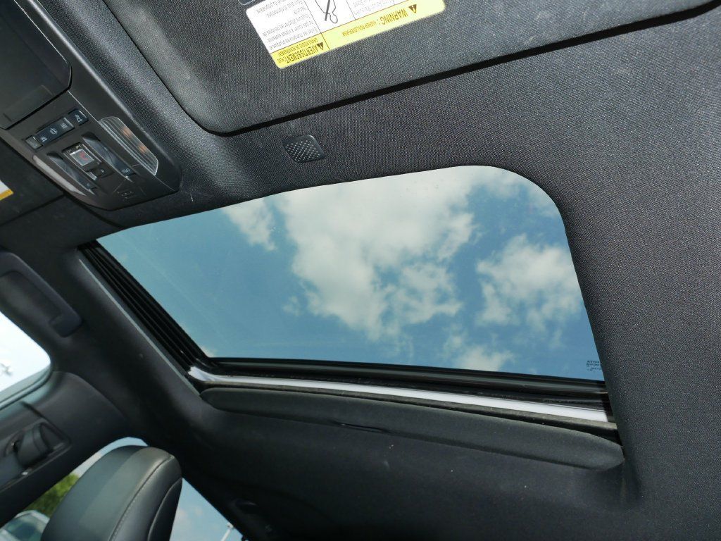 Used 2021 Toyota Highlander XSE AWD/4WD image 17