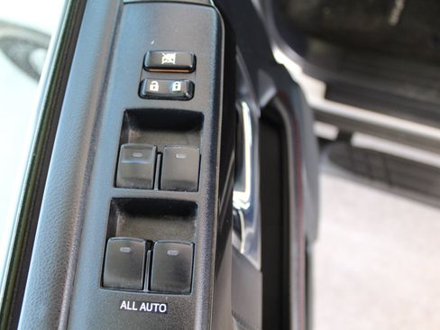 Used 2015 Toyota 4Runner Trail Premium image 28