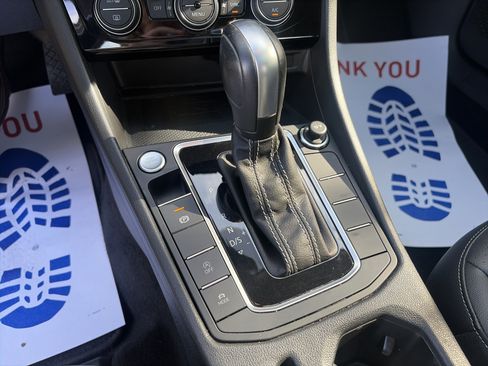 Certified 2021 Volkswagen Jetta SEL FWD image 32