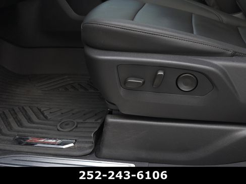 Used 2026 Chevrolet Silverado 2500 LTZ w/ LTZ Premium Package image 11