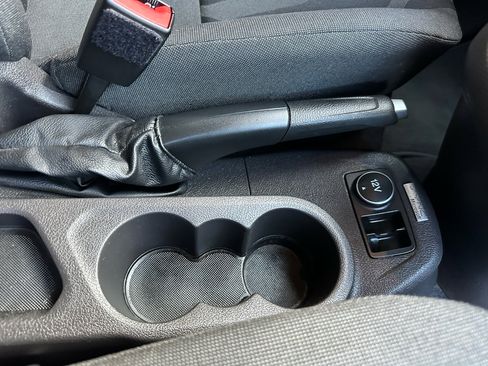 Used 2015 Ford Transit Connect XLT image 27