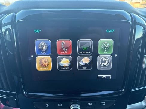 Used 2018 Chevrolet Traverse LT image 25