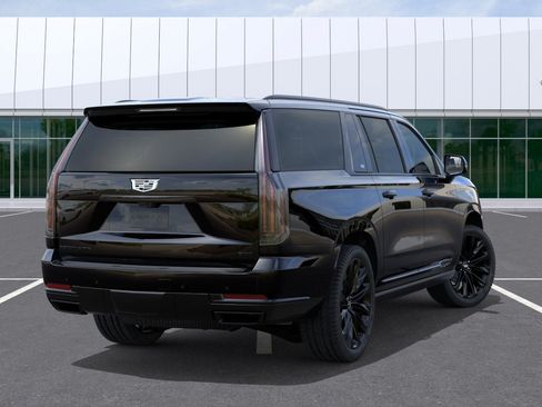 New 2026 Cadillac Escalade ESV Platinum Sport w/ LPO, ONYX Package AWD/4WD image 4