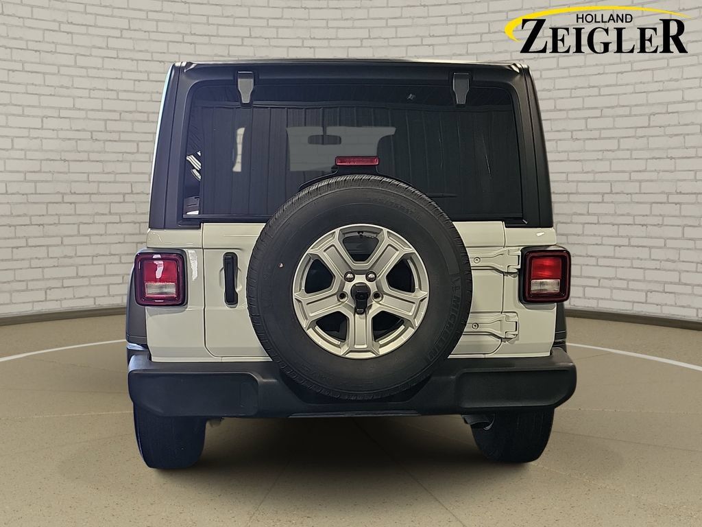 Used 2022 Jeep Wrangler Unlimited Sport AWD/4WD image 6