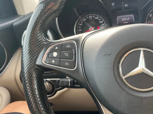 Used 2017 Mercedes-Benz GLC 300 4MATIC image 25