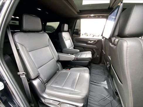 Used 2021 Chevrolet Tahoe Z71 w/ Rear Media and Nav Package AWD/4WD image 20