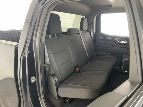Used 2022 Chevrolet Silverado 1500 LT AWD/4WD image 45