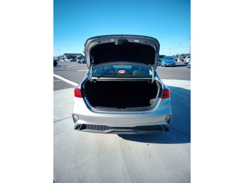 Used 2024 Kia Forte LXS FWD image 13