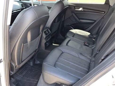 Used 2019 Audi Q5 2.0T Premium w/ Convenience Package AWD/4WD image 5