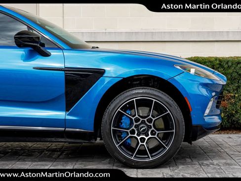Used 2021 Aston Martin DBX image 19