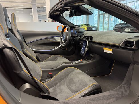 New 2026 McLaren Artura Spider RWD image 17