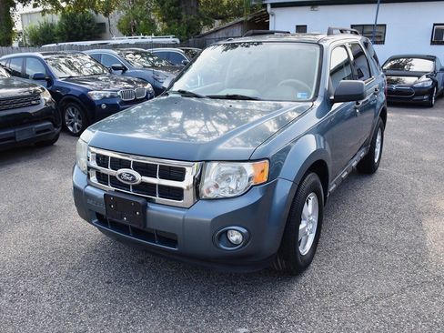 Used 2012 Ford Escape XLT FWD image 1