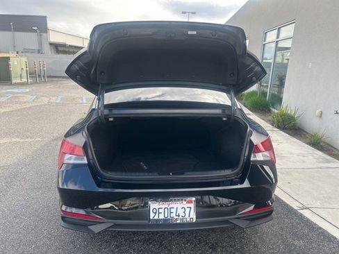 Certified 2023 Hyundai Elantra SEL image 19