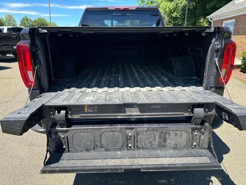 Used 2023 GMC Sierra 1500 AT4 w/ AT4 Premium Package AWD/4WD image 13