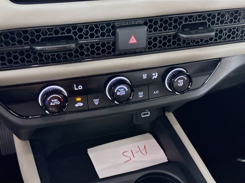 Certified 2025 Honda HR-V LX image 12