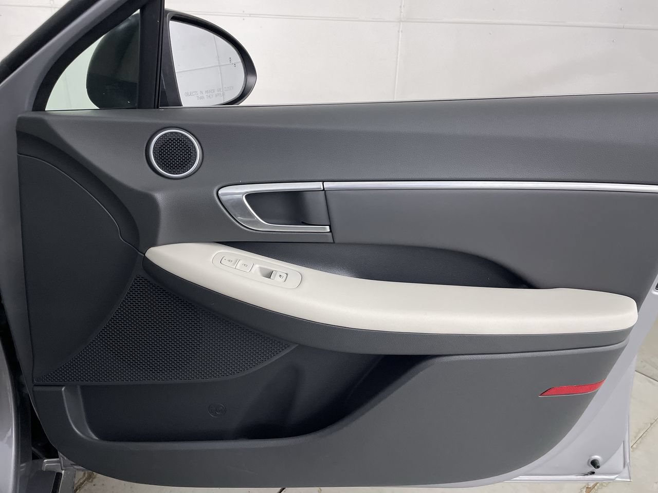 Used 2023 Hyundai Sonata SEL FWD image 25