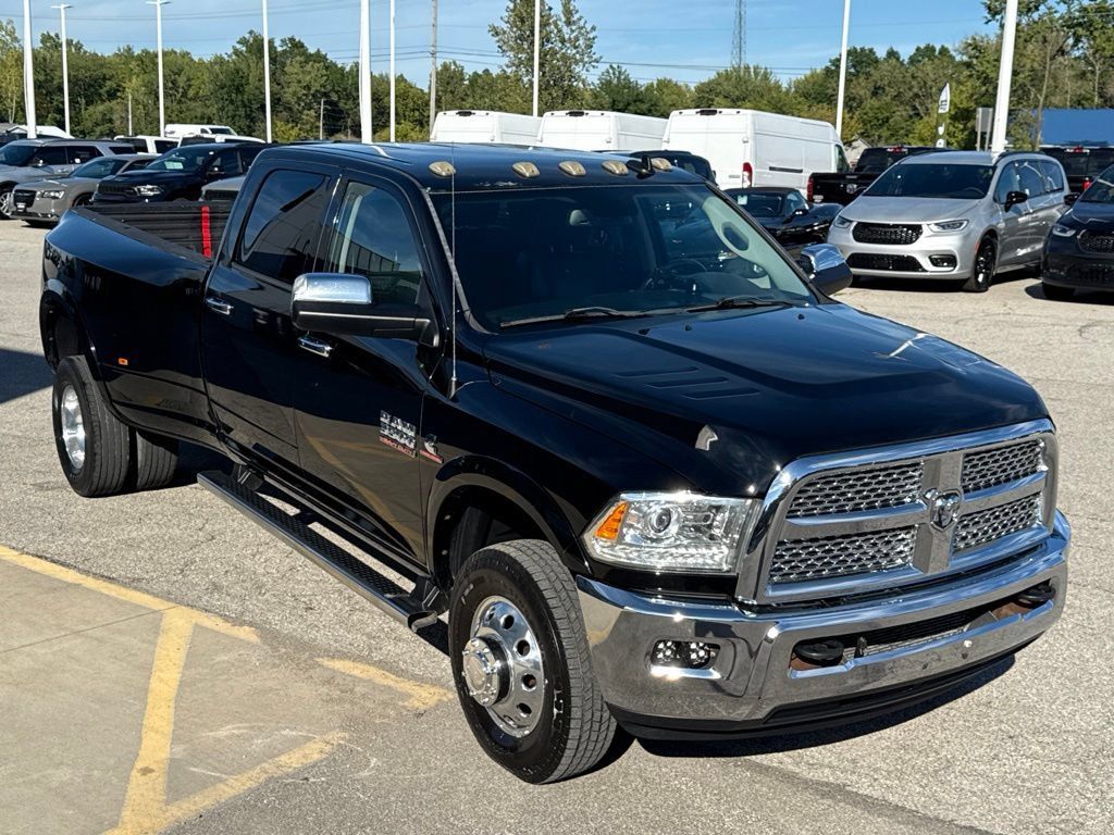 Used 2014 RAM 3500 Laramie AWD/4WD image 5