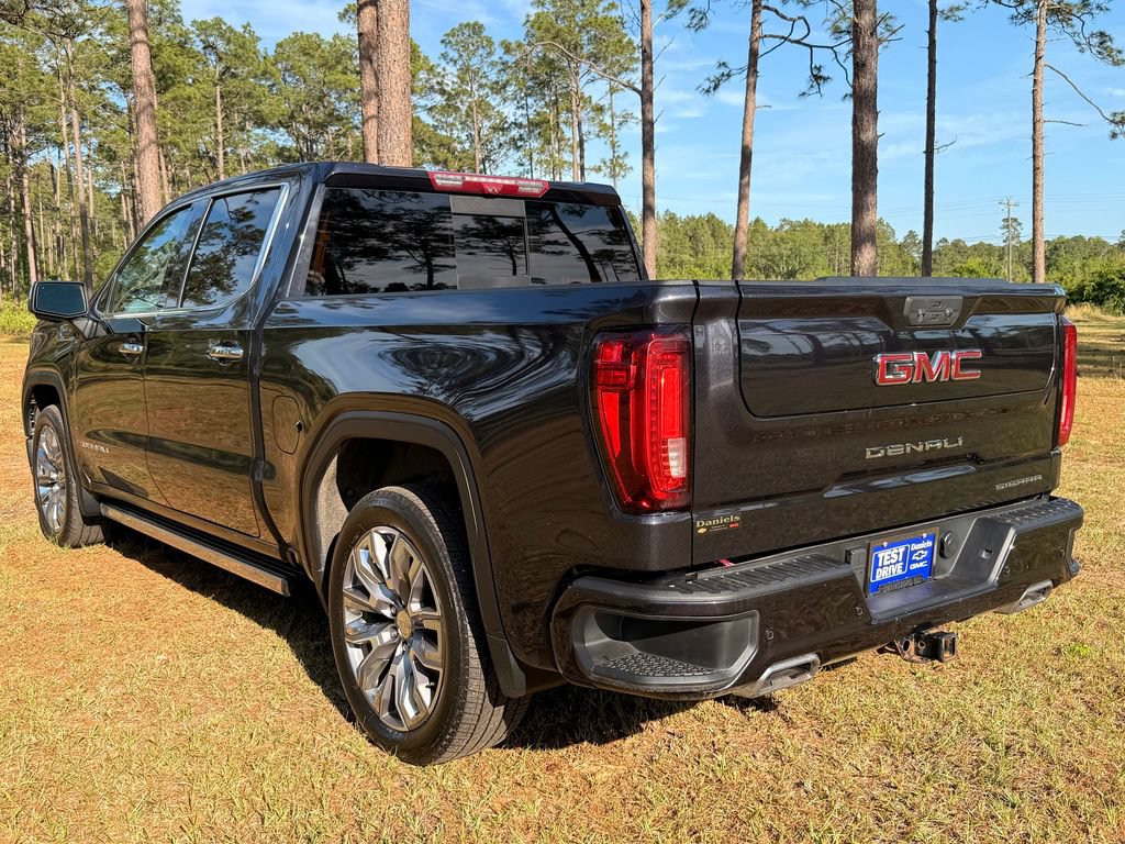 Used 2022 GMC Sierra 1500 Denali w/ Denali Reserve Package AWD/4WD image 3