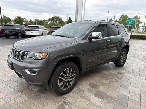 Used 2019 Jeep Grand Cherokee Limited AWD/4WD image 6
