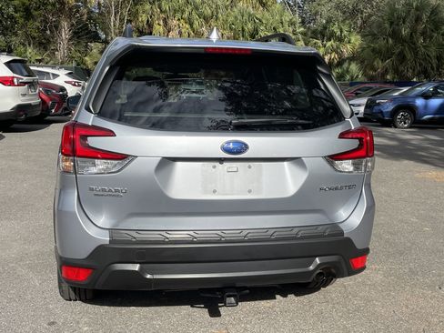 Certified 2022 Subaru Forester Premium w/ Popular Package #3 image 4