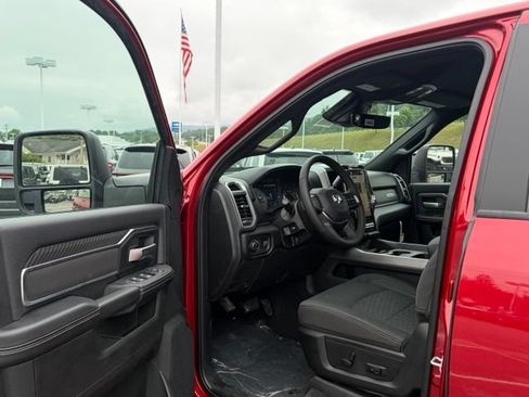 New 2026 RAM 2500 Big Horn AWD/4WD image 13