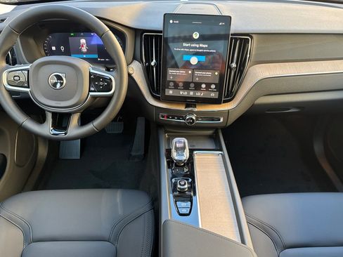 New 2026 Volvo XC60 B5 Plus w/ Climate Package AWD/4WD image 14