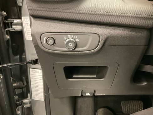 Used 2025 Chevrolet TrailBlazer LT image 13