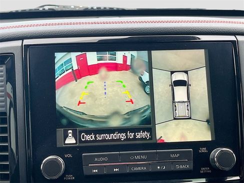 Used 2024 Nissan Titan PRO-4X w/ Pro-4x Convenience Package image 14