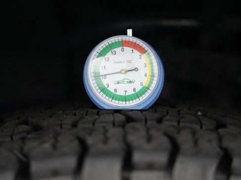 Used 2017 Jeep Cherokee Latitude w/ Safety/Convenience Group image 22