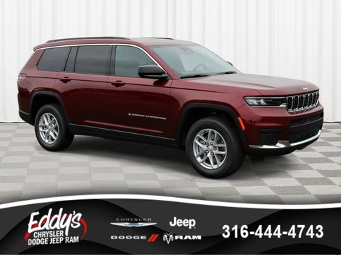 New 2025 Jeep Grand Cherokee L Laredo image 1